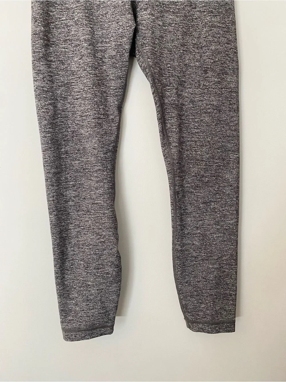 Lululemon Wunder Under Crop High-Rise Gray Leggings Women’s Size 6